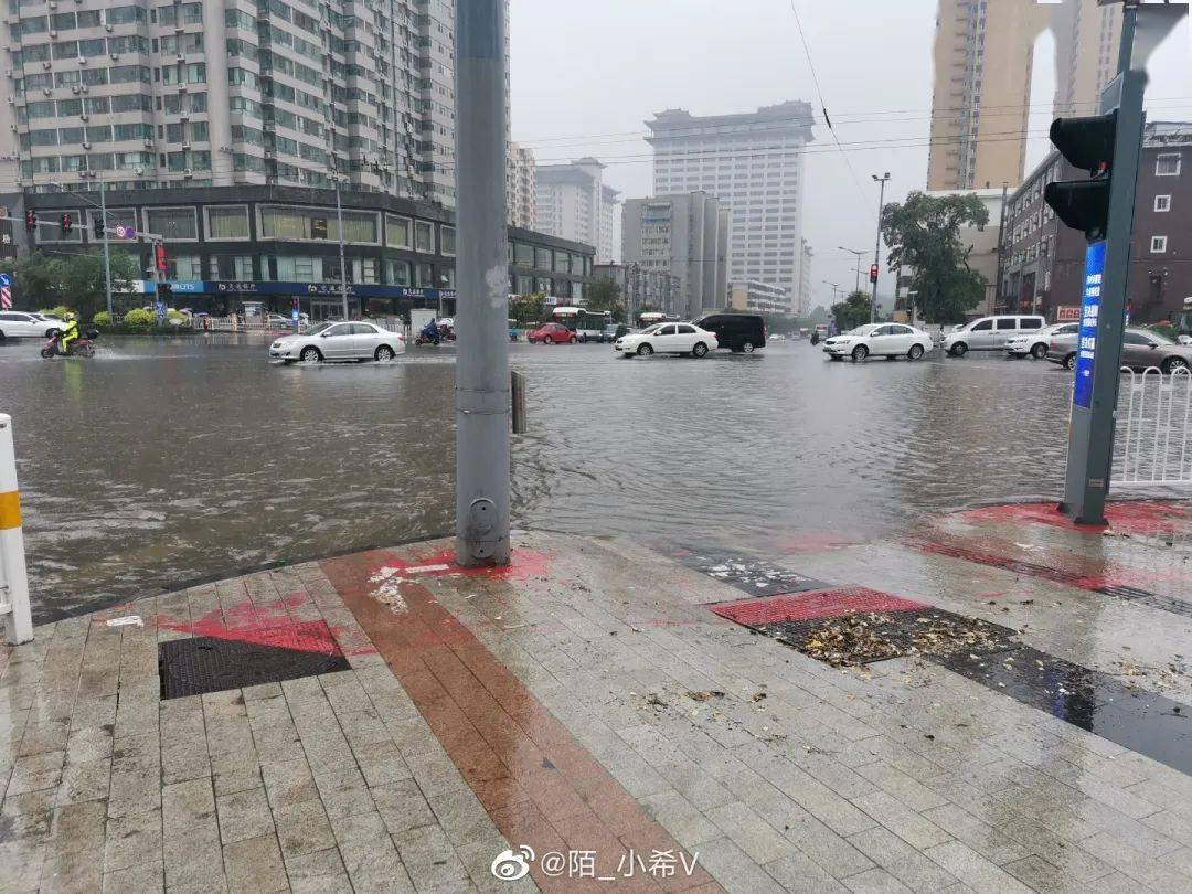 太原暴雨来袭，城市如何应对自然灾害的挑战